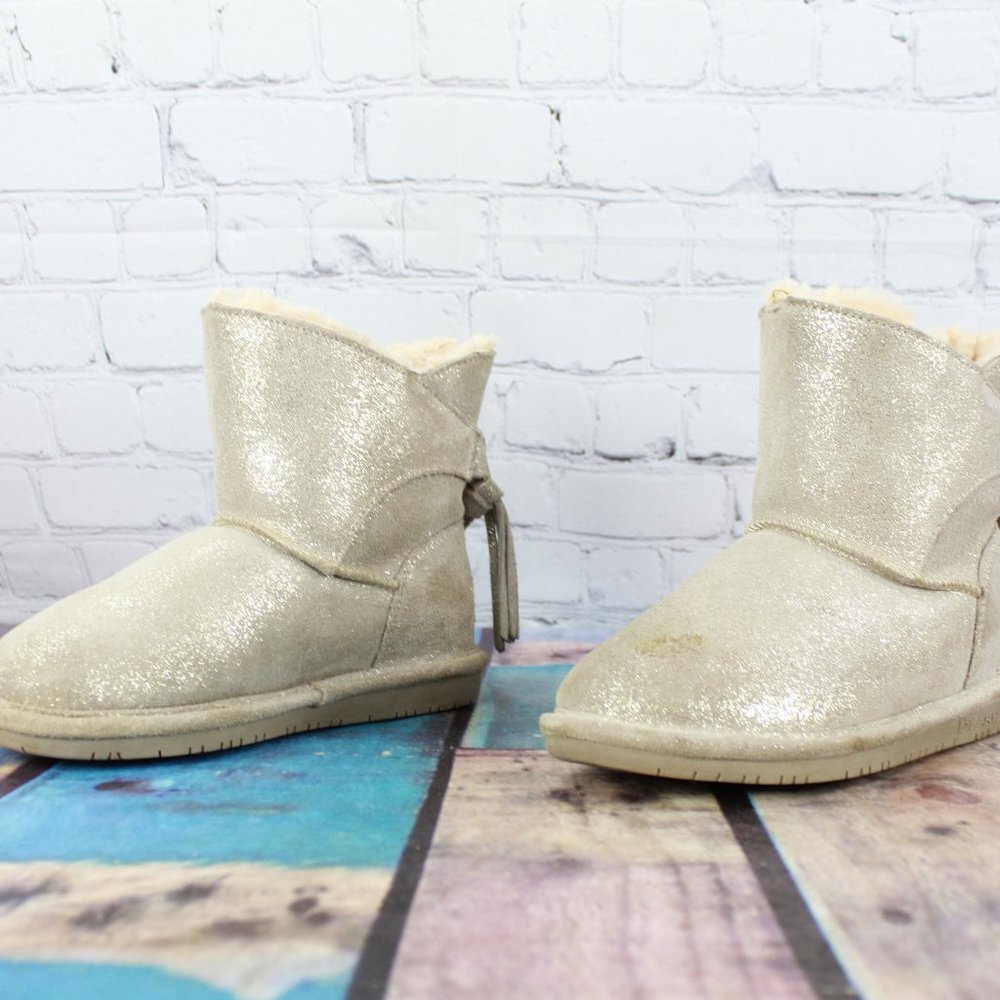 Bear Paw Youth Mia Silver Suede Tassel Back Sheepskin Lined Winter Boots US 3 - Picture 2 of 10